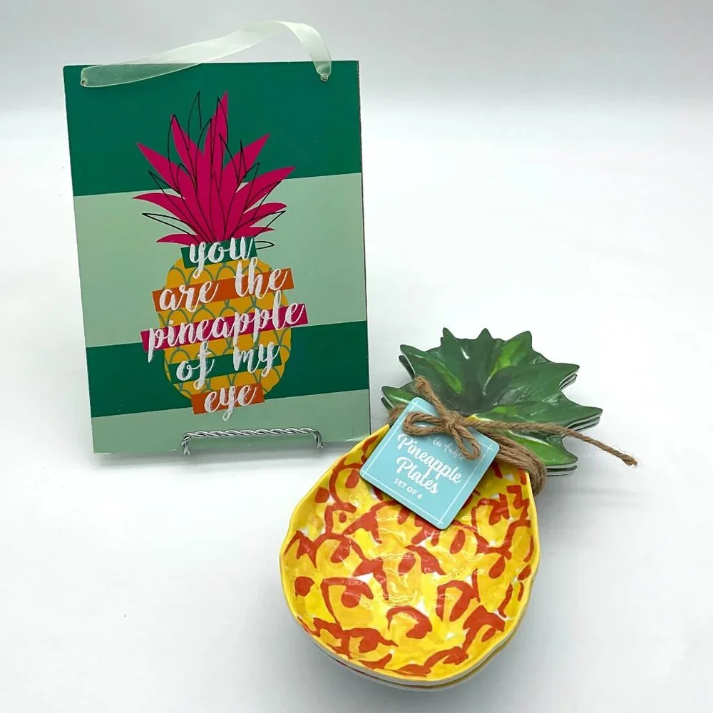 Pineapple Themed Hanging Wood Sign & Sur La Table Pineapple Melamine Plates NWT